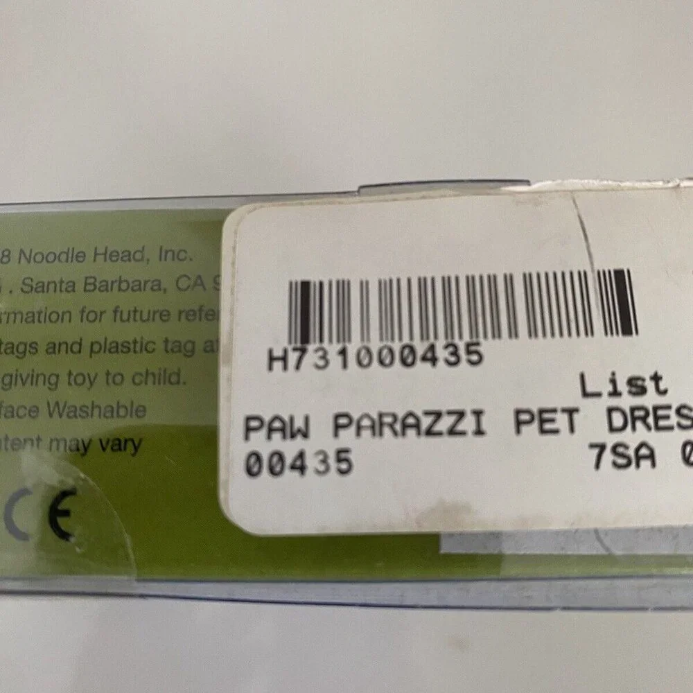 Rare Retired Paw Parazzi Celebrity‎ Pet Dress Up Winter Holiday Clothes Set NEW
